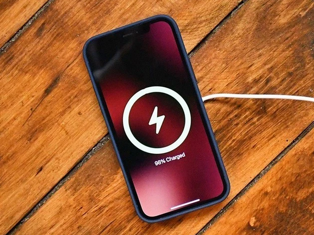 原阳苹果手机维修分享iPhone 12可以随便充电吗 